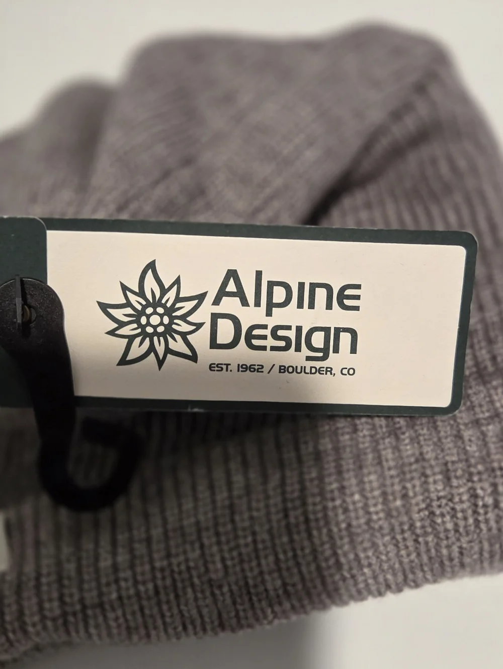 Alpine Design Mens Gray Ribbed Knit Beanie